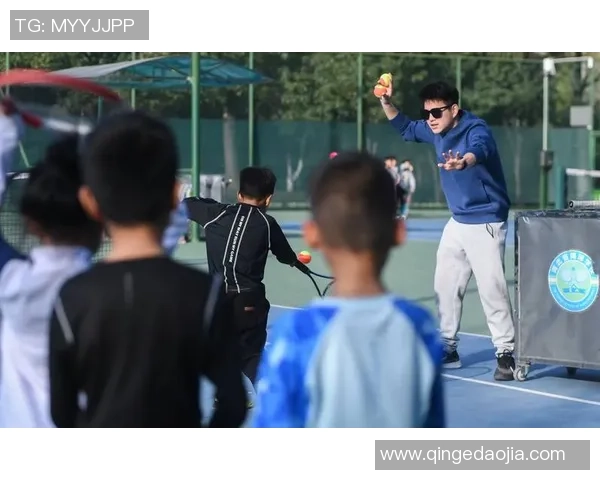 武汉网球队状态揭秘：网球巨献背后的训练与挑战分析